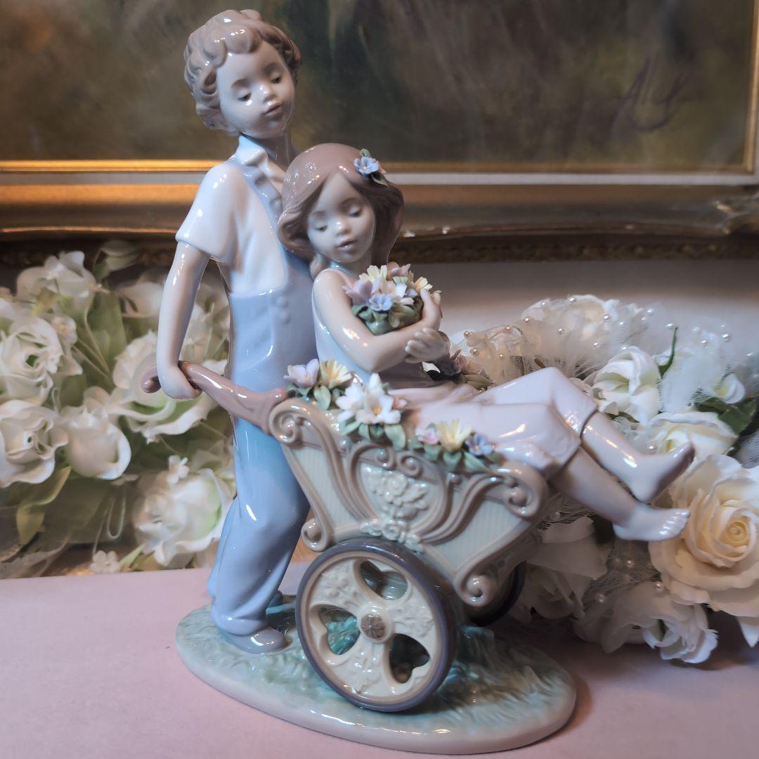 ♥LLADRO【君が好き】♥横型LLADROガラスケース背面鏡付き