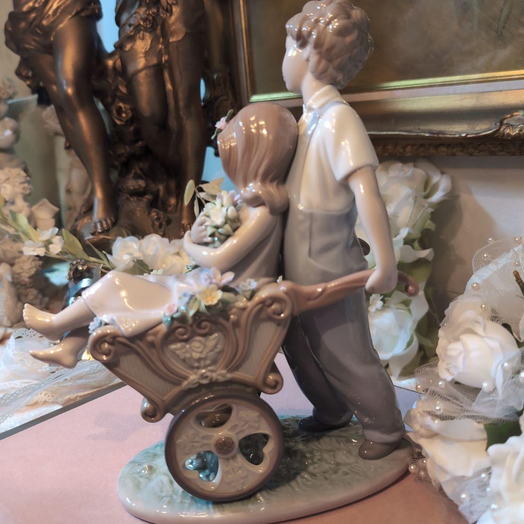 ♥LLADRO【君が好き】♥横型LLADROガラスケース背面鏡付き