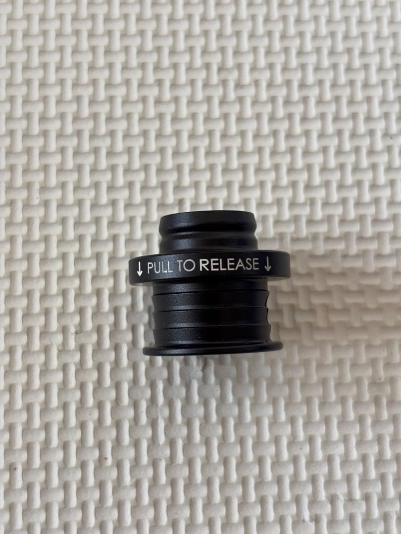 パーツ ACUITY POCO-Insulated Shift Knob