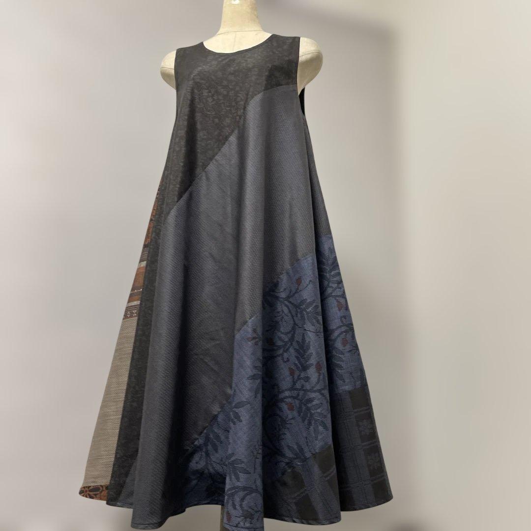 着物ワンピーステントラインロング丈《9》大島紬や紬等(7マルキ含)Mサイズくらい