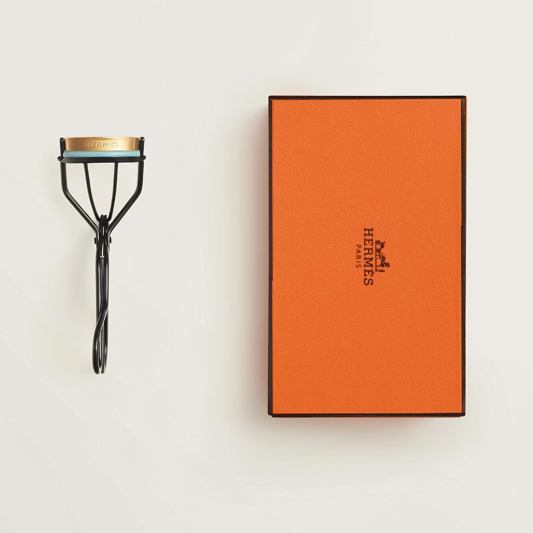 エルメス　ビューラー TRAIT D'HERMES LE COURBURE