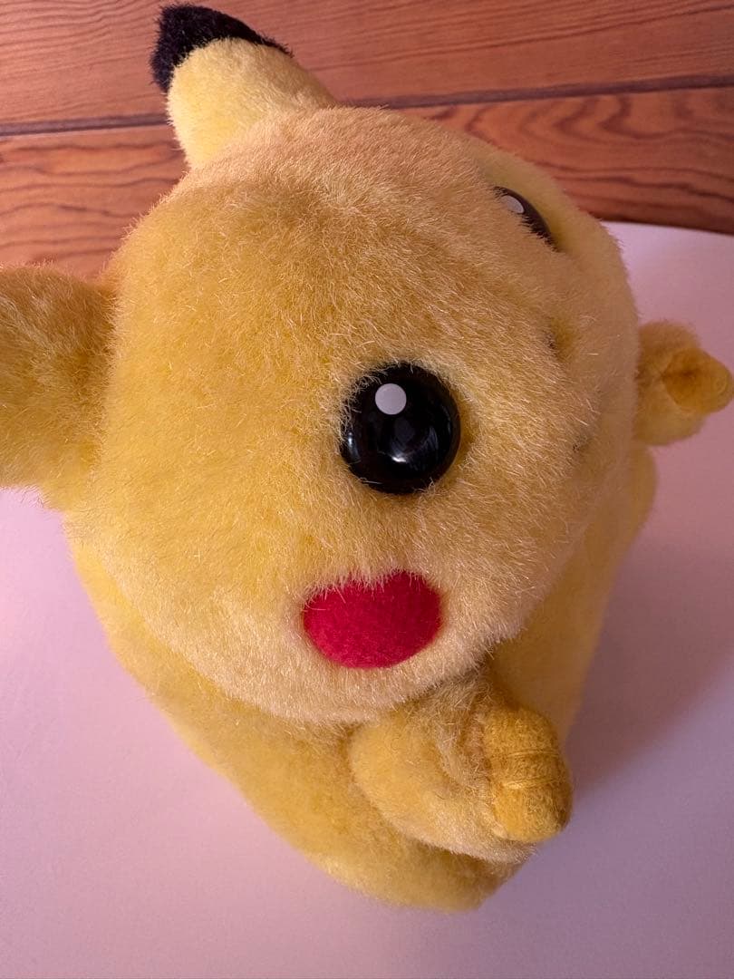 お腹を押すと鳴くピカチュウ　初期