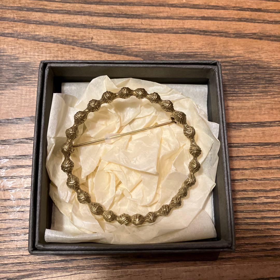 ミナペルホネン　タンバリン　プローチ