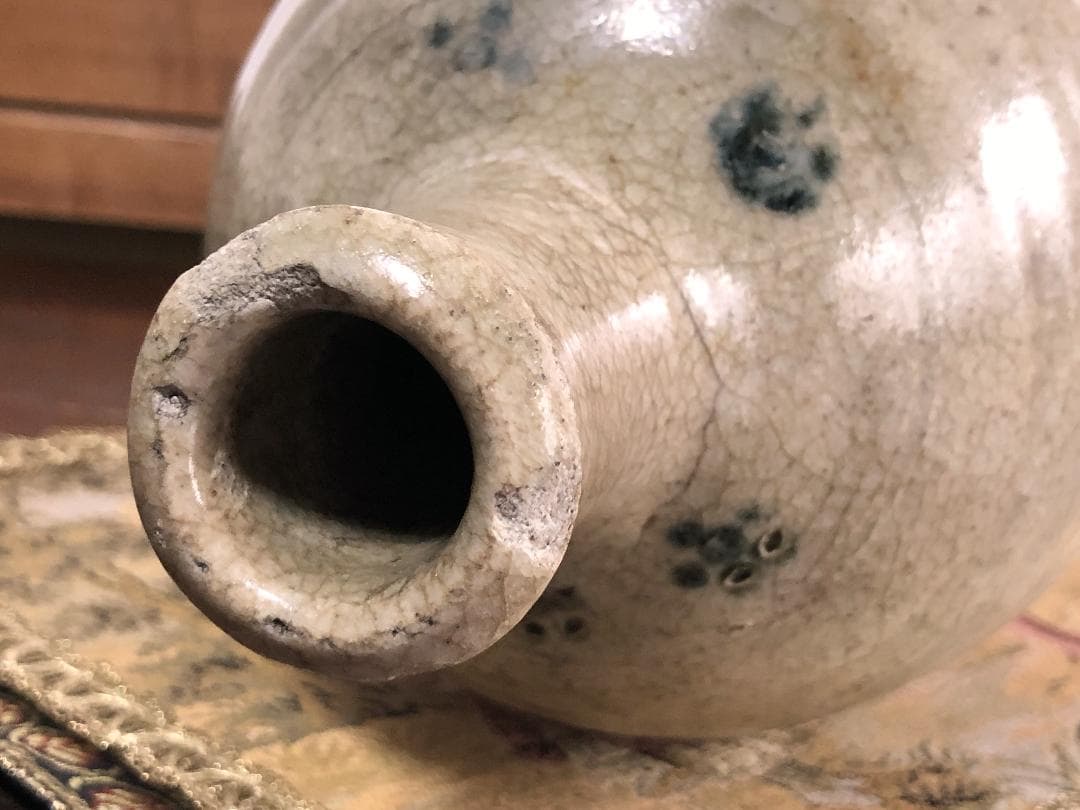 【 江戸期 骨董陶瓶 】 　梅鉢小紋染付 　徳利/花瓶