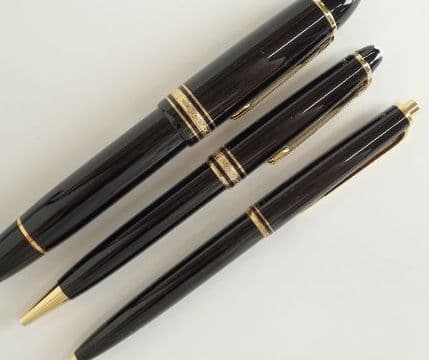 早い者勝ちクリスマスセール 中古 正規品モンブランのマイスターシュテュックです