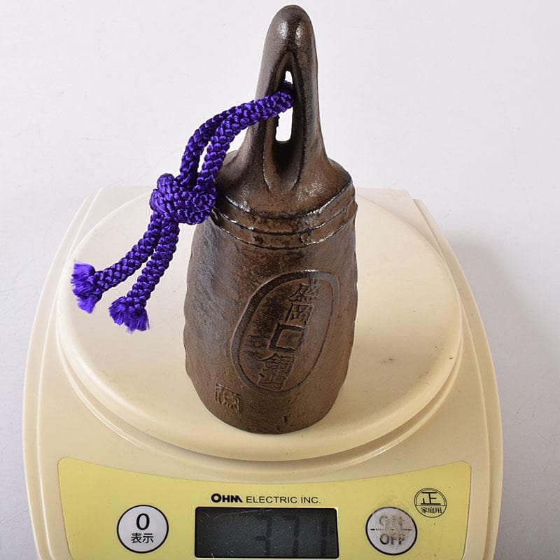 南部鉄器　御釜師　鈴木盛久作　南部砂鐵鈴　重さ約371g　共箱　C　R8227