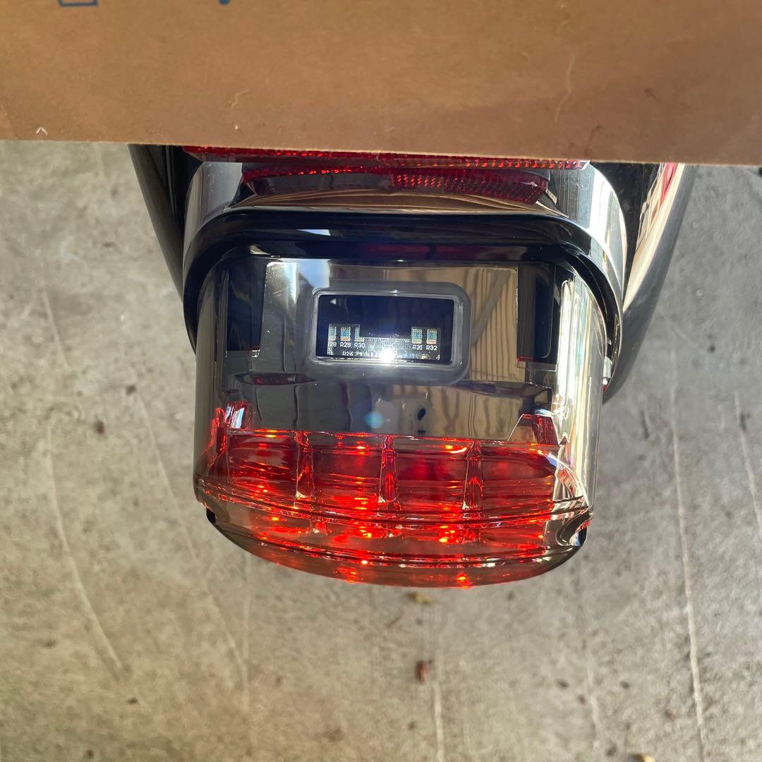 ハーレー純正LEDテールランプ　ハーレー純正オプションLEDテールランプ