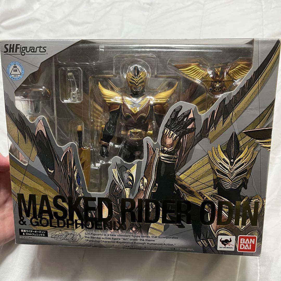 S.H.Figuarts 仮面ライダーオーディン ＆ ゴルトフェニックス
