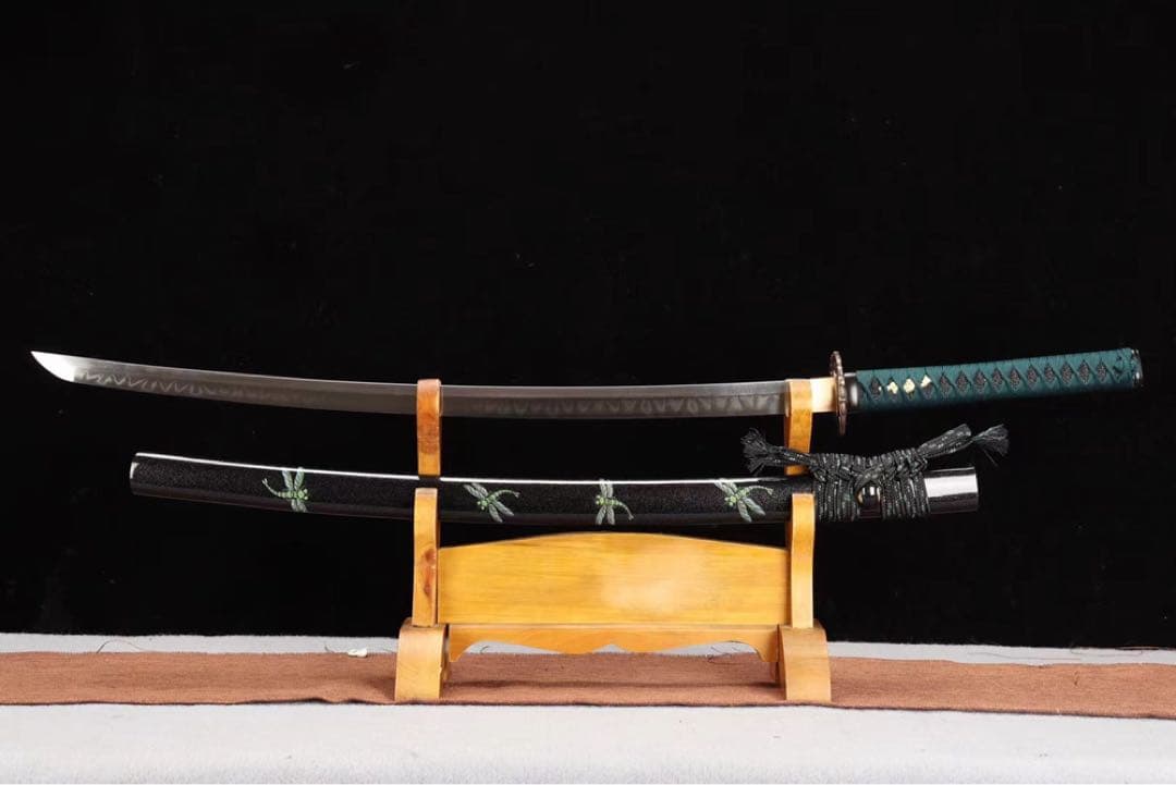 蜻蛉点水 日本刀 武具 鑑賞刀 居合刀 模造刀 同田貫 稽古 乱濤紋
