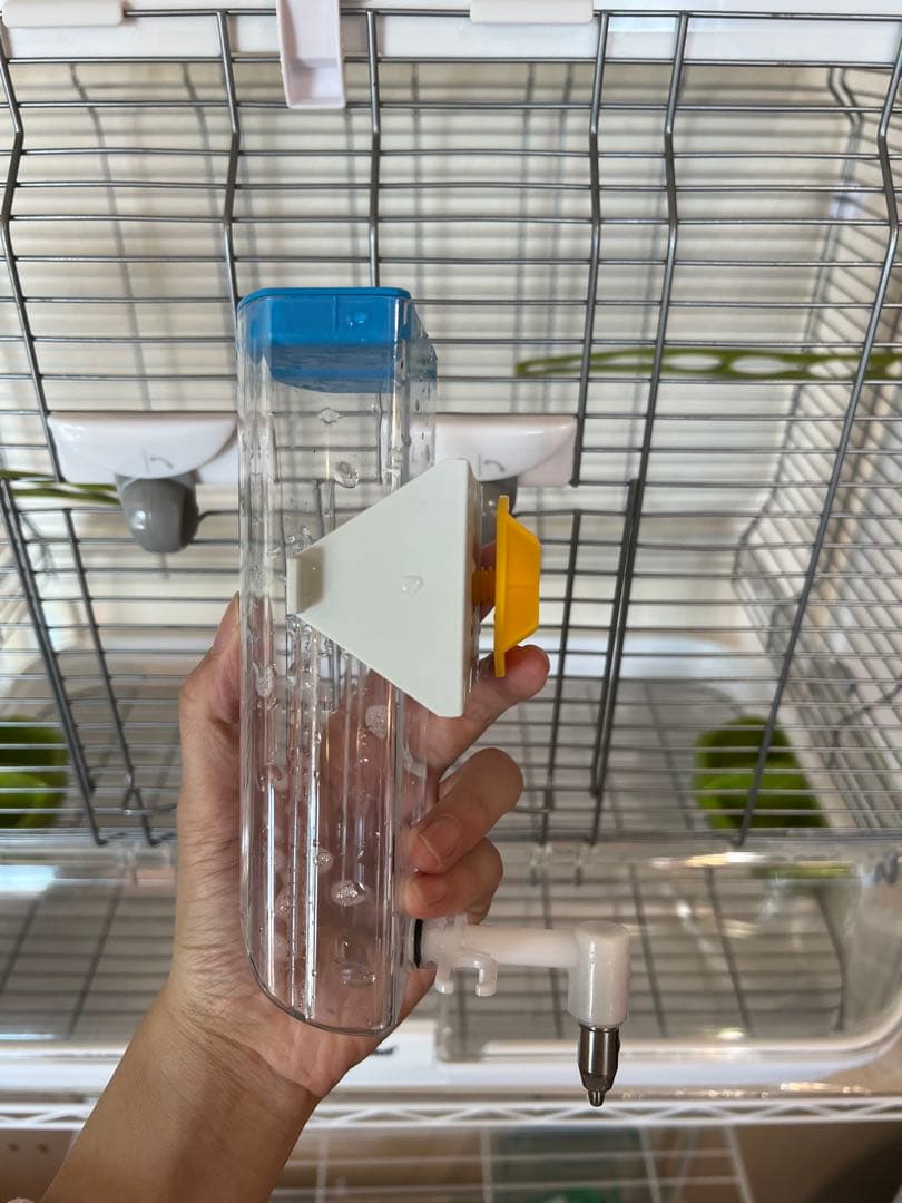 鳥かご 鳥籠　透明アクリル　Hagen