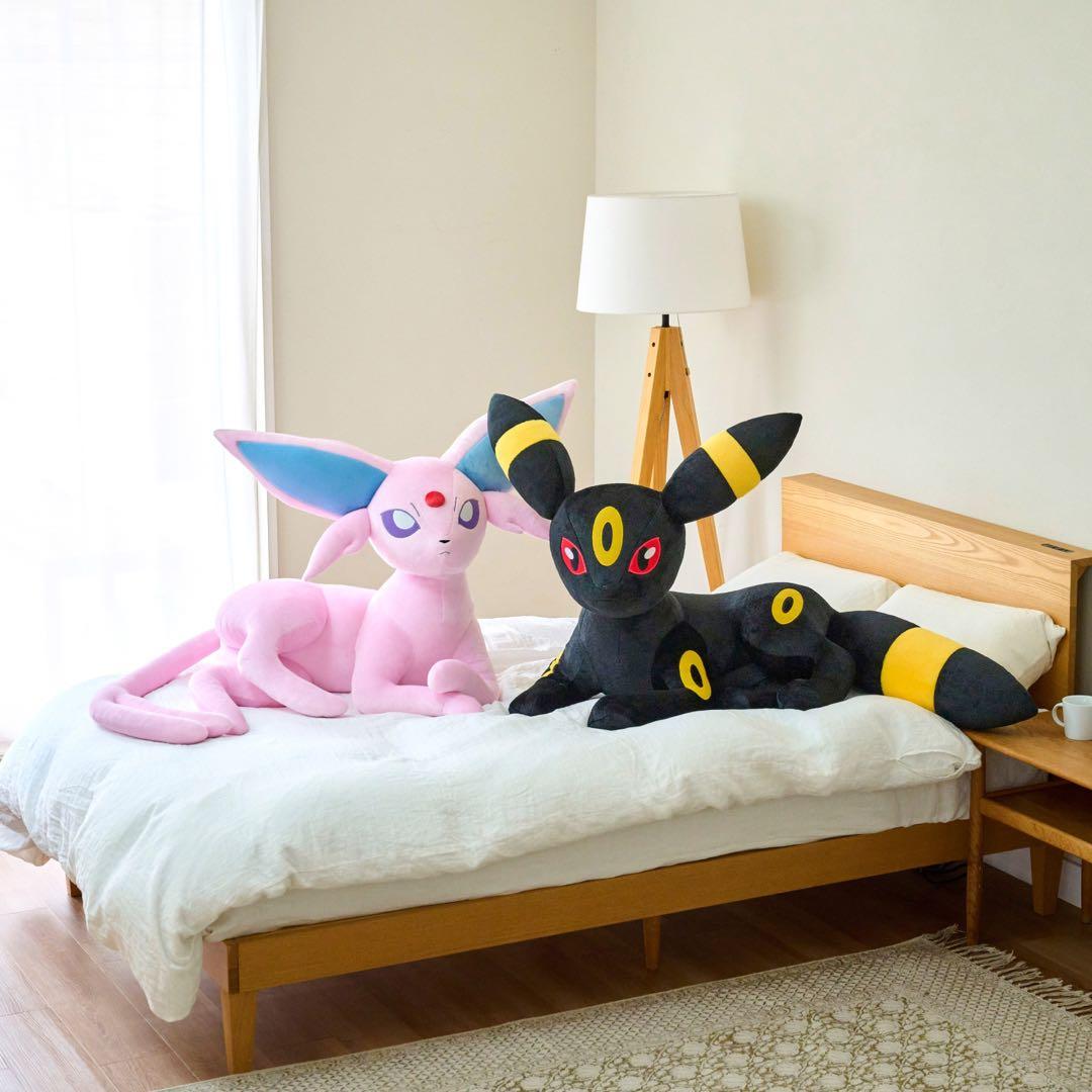 ポケモンセンター　等身大 エーフィ&ブラッキー　　ぬいぐるみ 寝そべり　新品