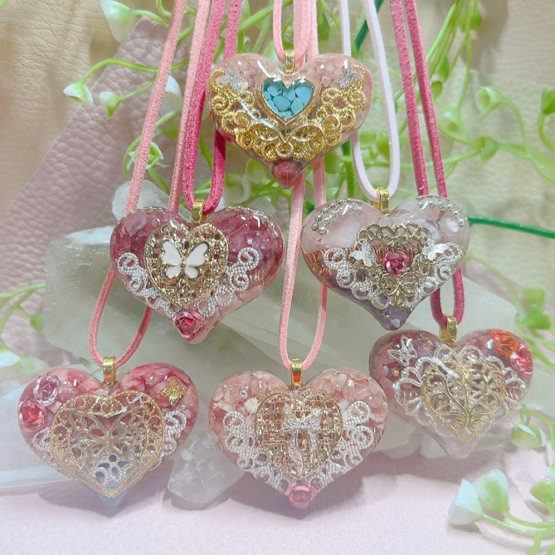 癒しのオルゴナイト❤️ピンクオパール＋アメジストのハート型♡