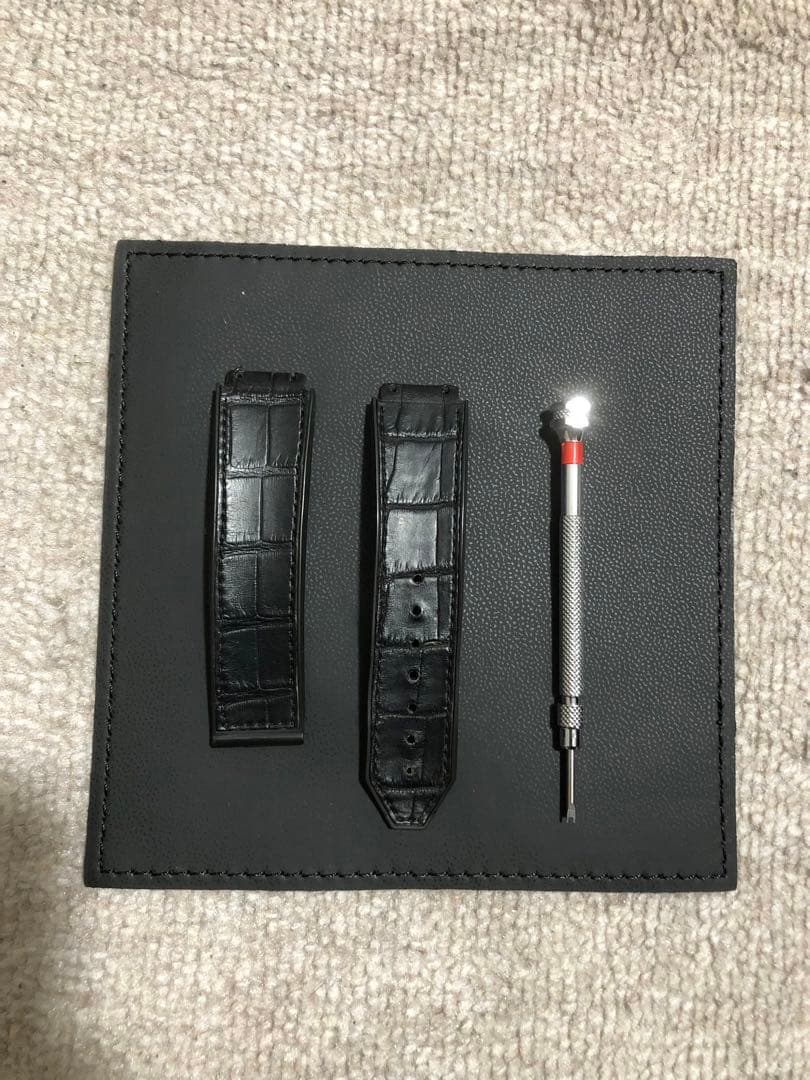 HUBLOT クラシックフュージョン チタニウムブラックシャイニー 日本限定