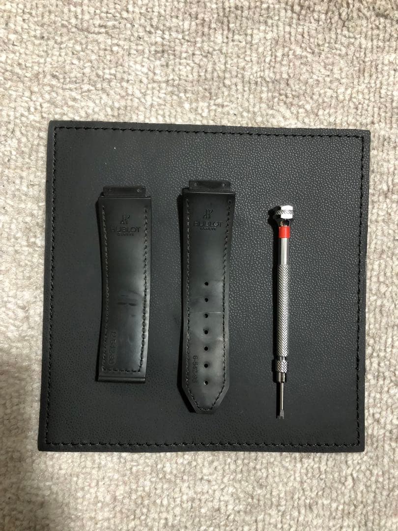 HUBLOT クラシックフュージョン チタニウムブラックシャイニー 日本限定