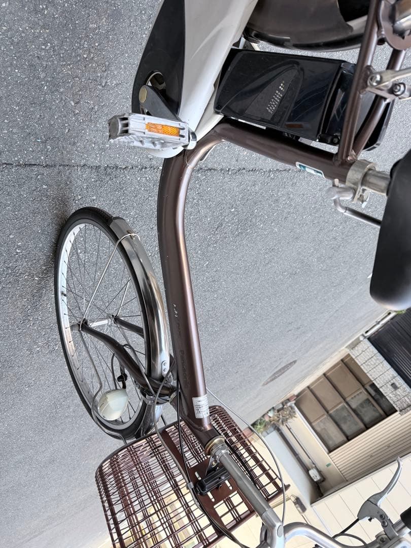 大阪府　パナソニック　電動アシスト自転車 ブラウン 前バスケット付き