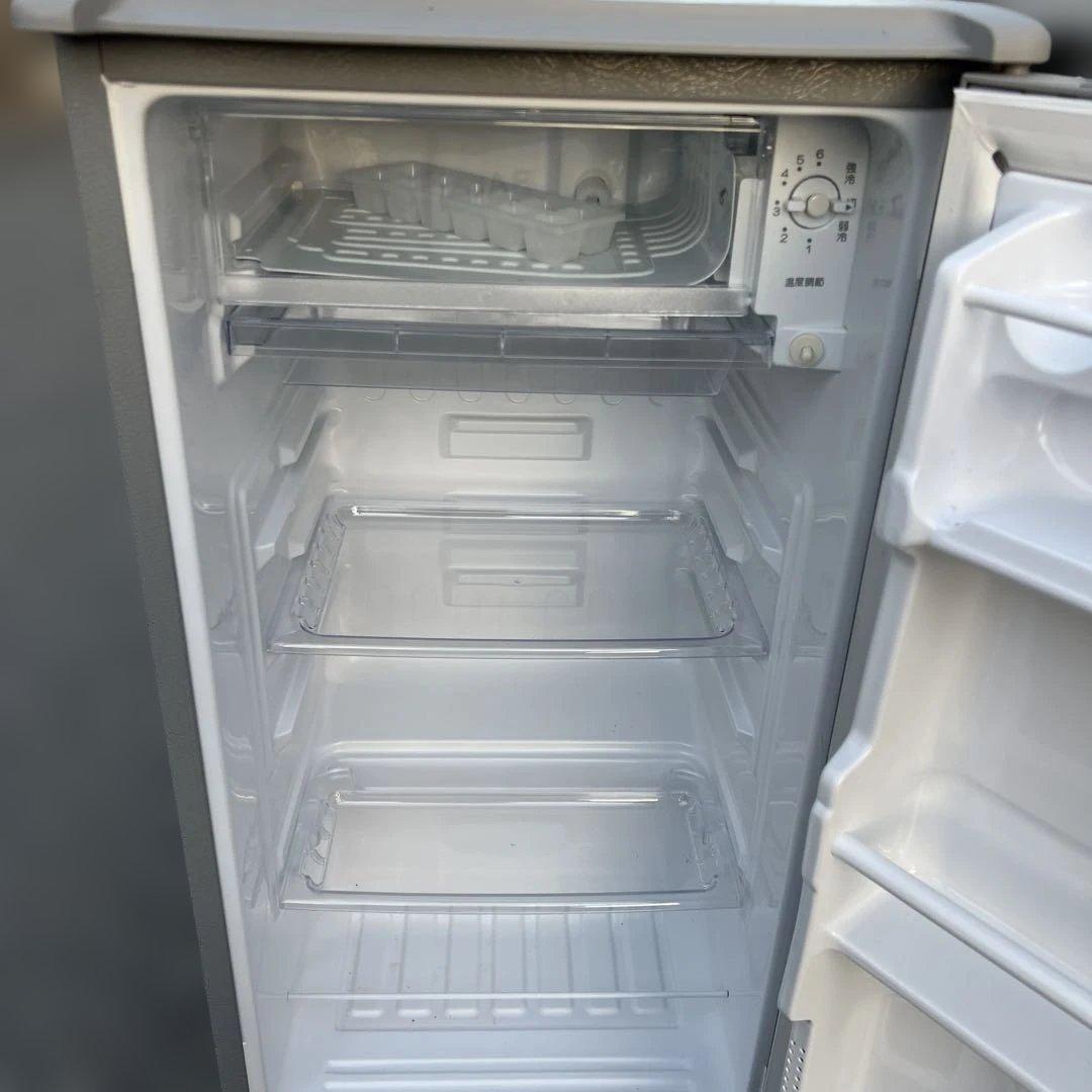♥️送料無料♥️AQUA 冷蔵庫 75リットル AQR-81E