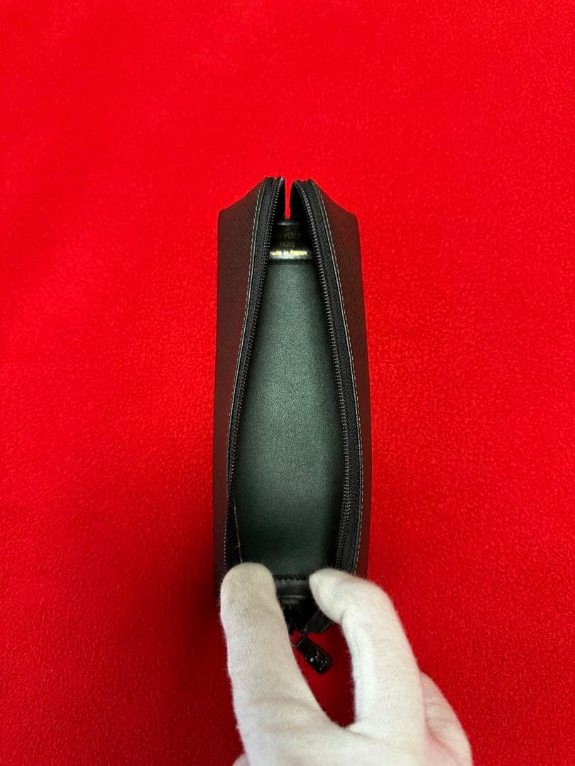 ✨超希少・販売終了品✨LOUIS VUITTON タイガ 『大型ペンケース』