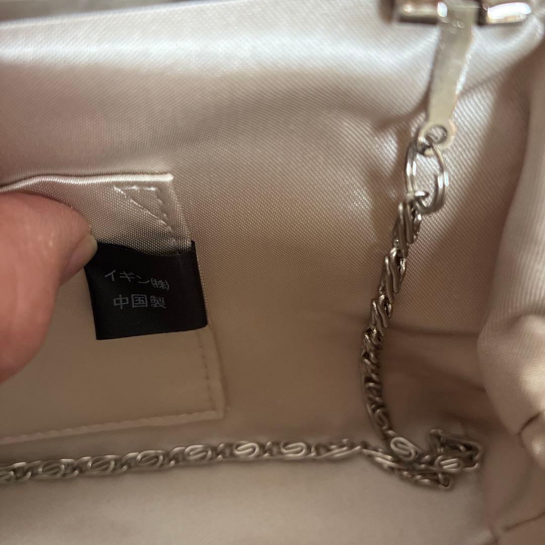 c*o様 【✨美品✨】シルバー プリーツデザイン クラッチバッグ　パーティ