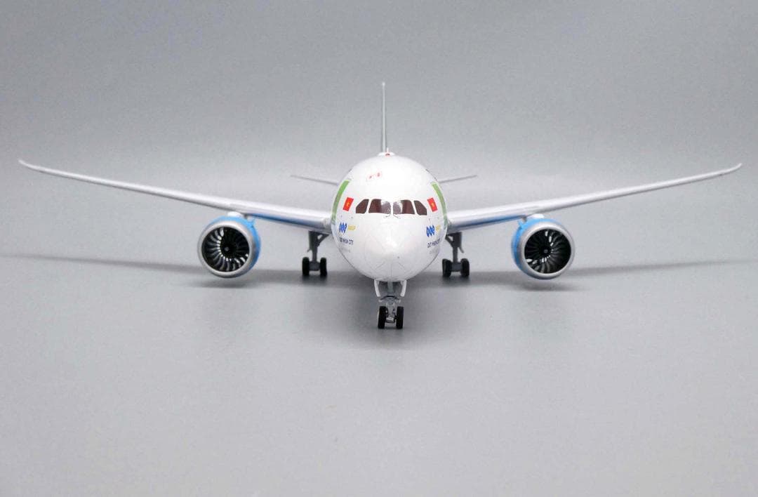 バンブーエアウェイズ 787-9 VN-A829 1/200