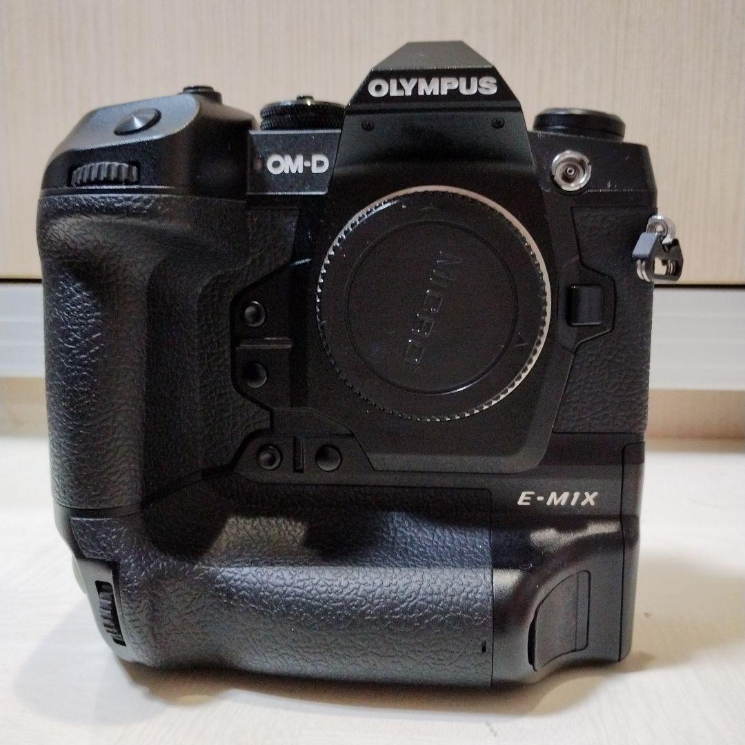 OLYMPUS OM-D E-M1X ミラーレス一眼