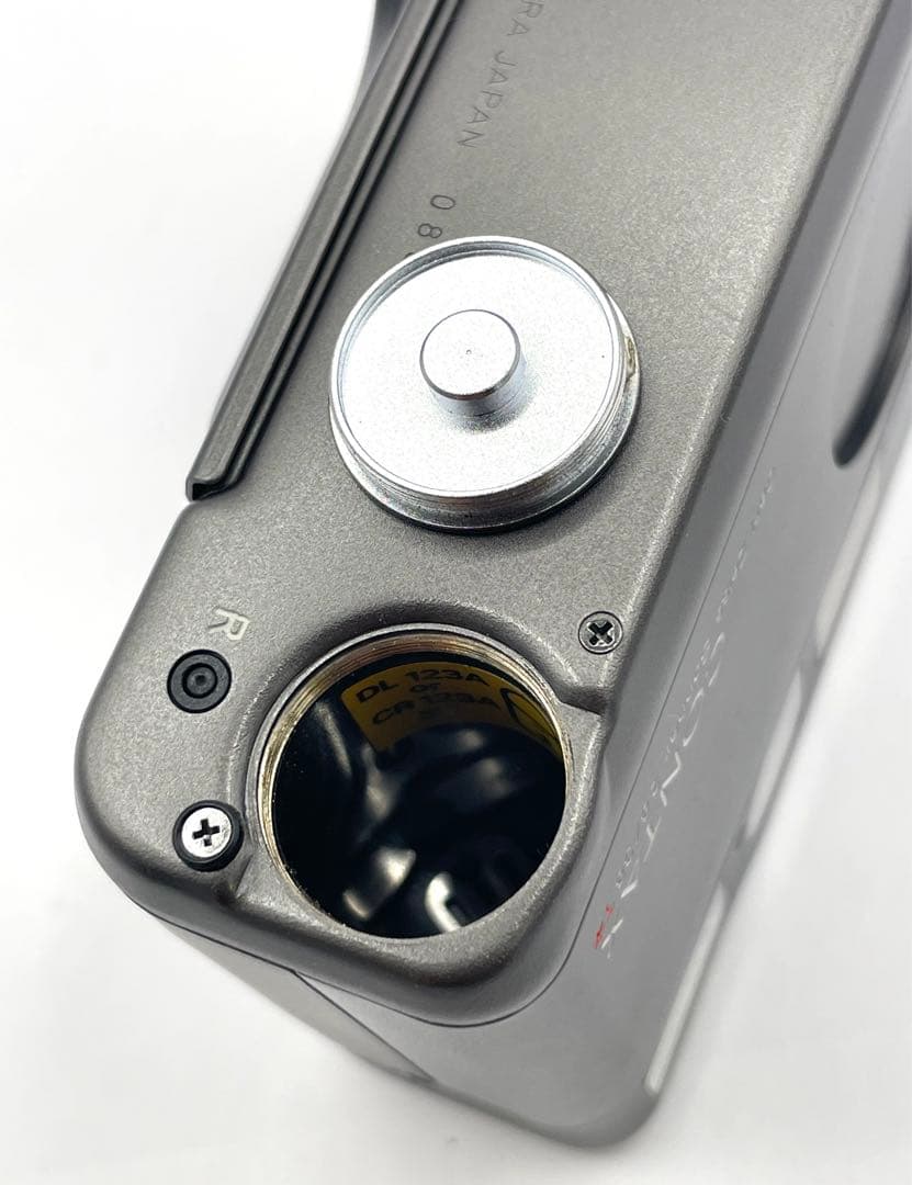 美品　コンタックスcontax t2動作確認済　チタンブラック　おまけ付き