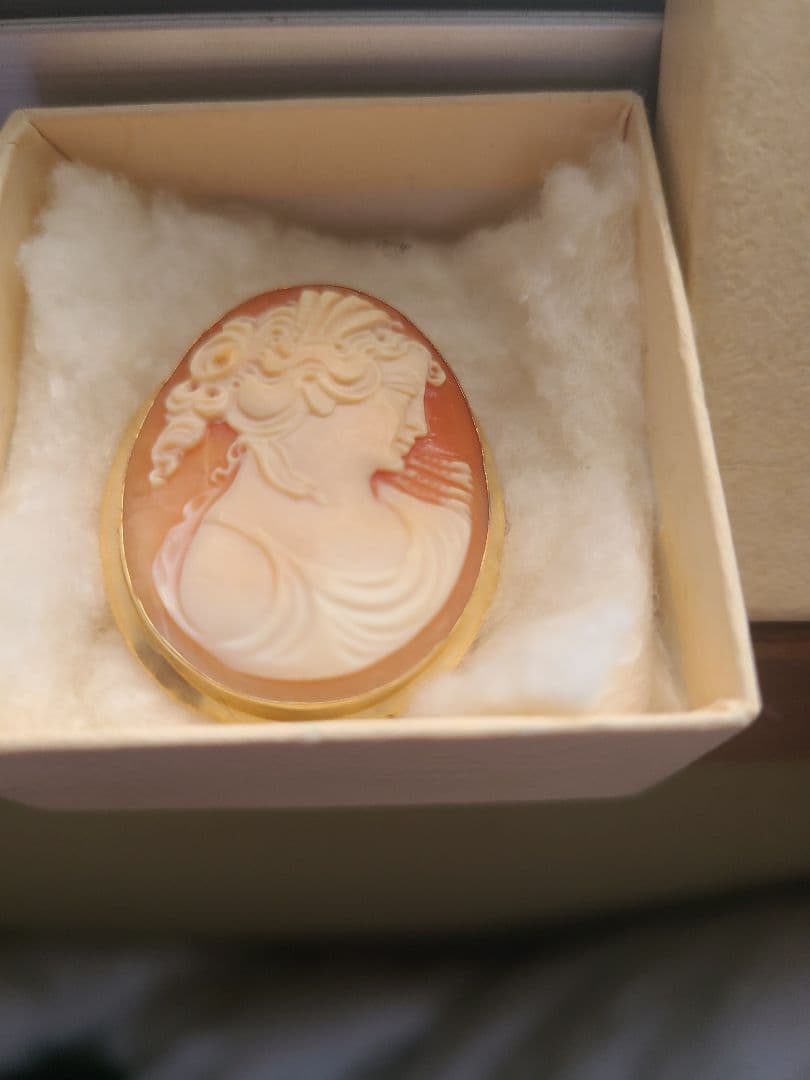 カメオブローチ新品K14