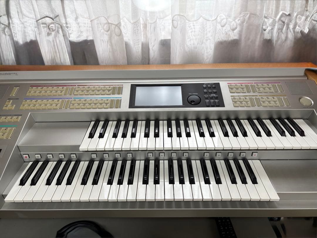 ヤマハエレクトーンステージア　STAGEA ELS-02C値下げしました