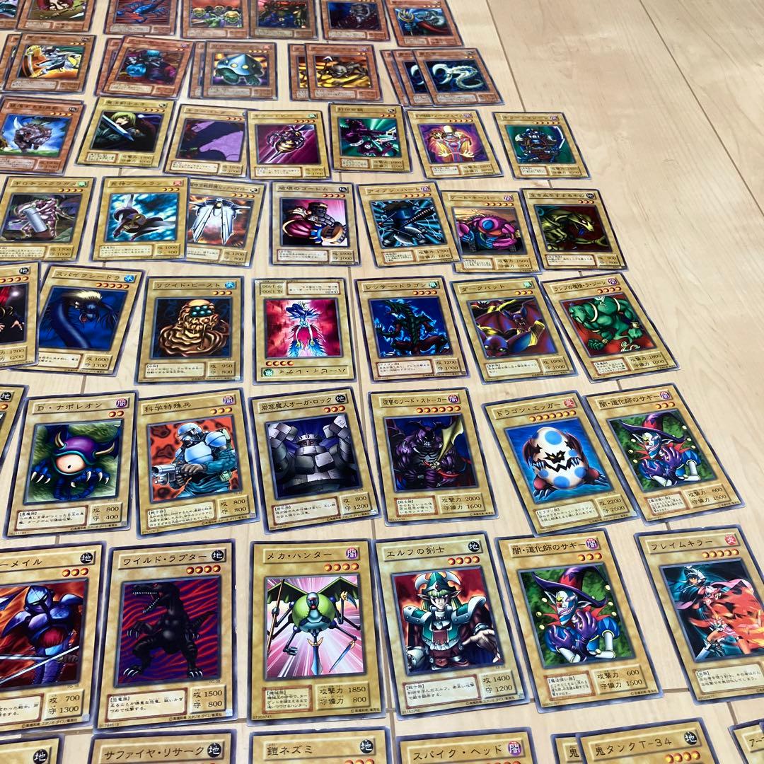 遊戯王カード まとめ売り246枚