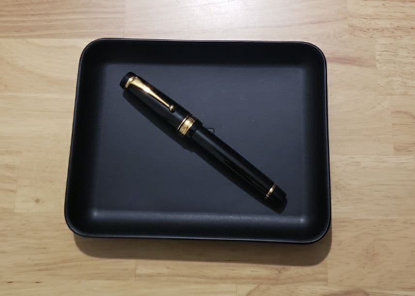 【限定】万年筆 カスタムurushi 黒 太字(B) ペントレー付き
