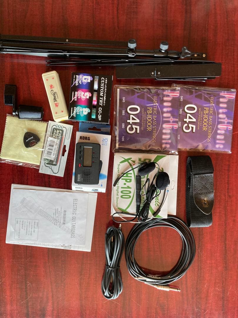 SELDER エレキベース ホワイト ギターケース・アンプ付き