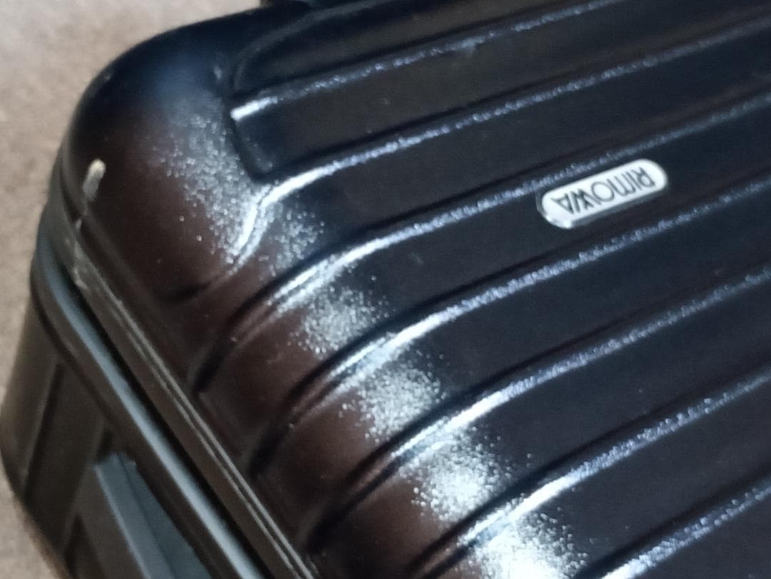 RIMOWA リモワ サルサ 2輪 黒 ポリカーボネート