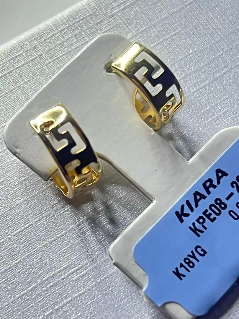 K18金ピアス