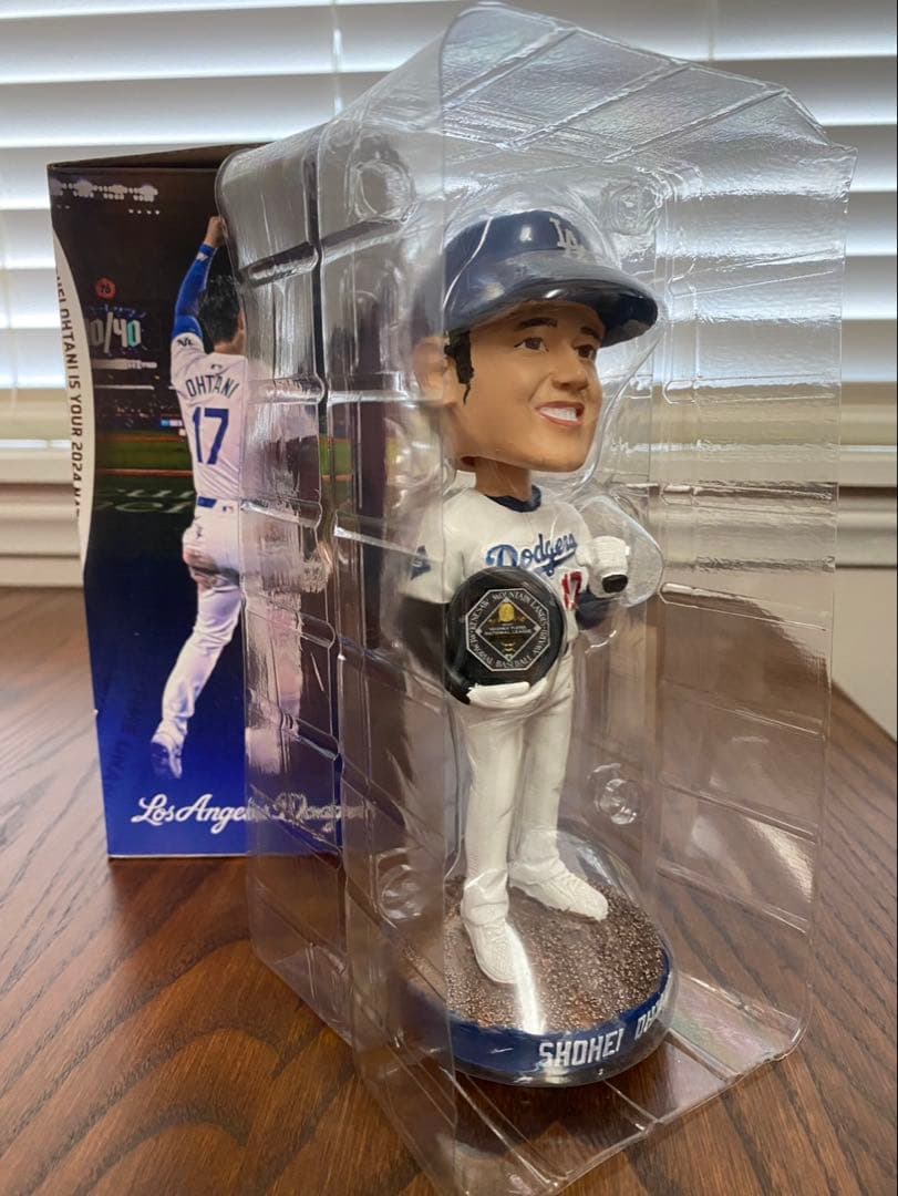 大谷翔平ドジャースMVPボブルヘッド 2025