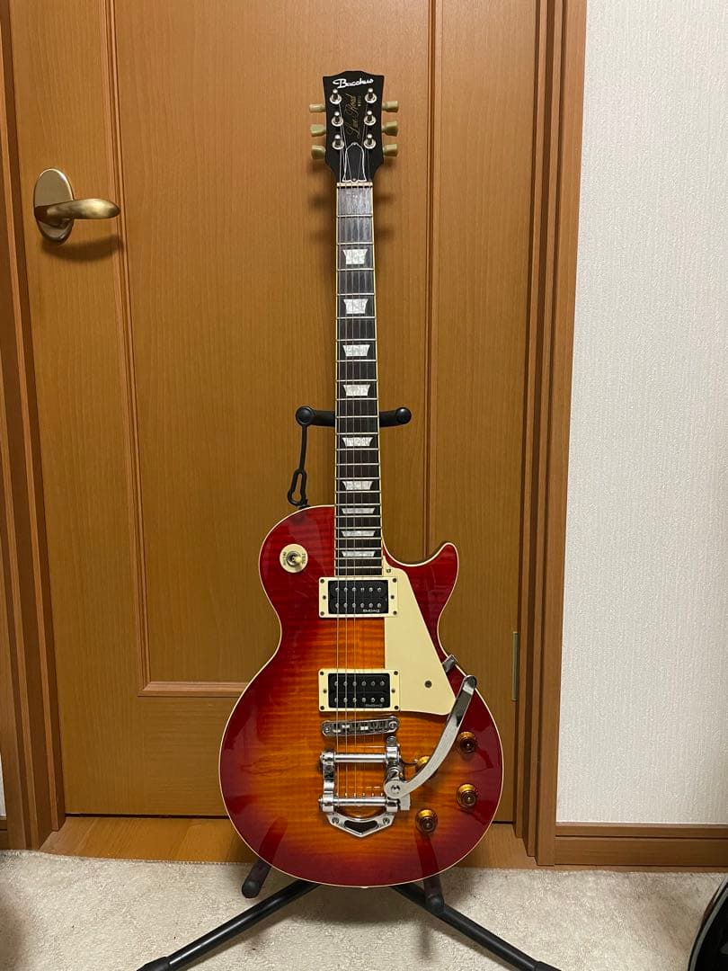 再再値下げバッカス　レスポールタイプ　EMG-HZ トレモロユニット搭載