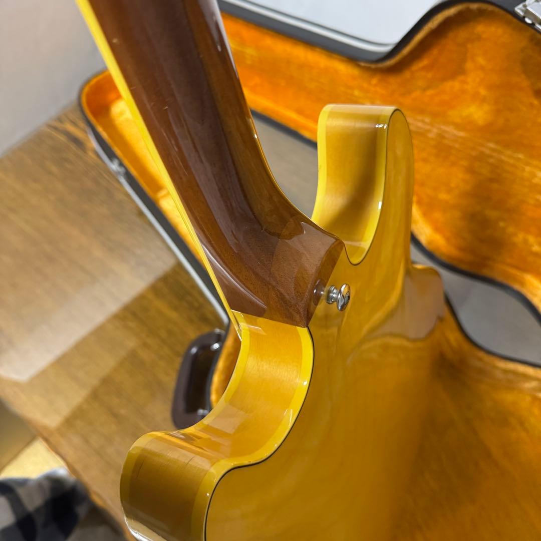 YAMAHA SA700 セミアコースティック