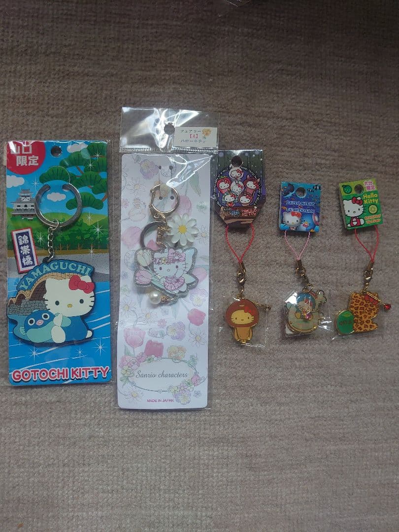 ハローキティご当地&キーホルダー&雑貨セット
