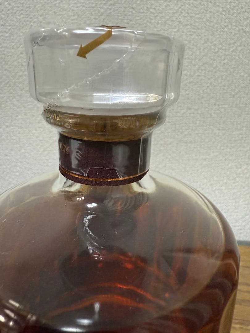響17年　箱なし　サントリーウイスキー 容量700ml