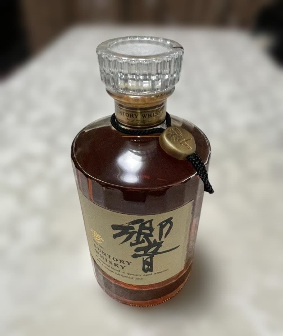 う*1様 サントリーウイスキー 古酒 響 ノンエイジ 裏ゴールドラベル 700m