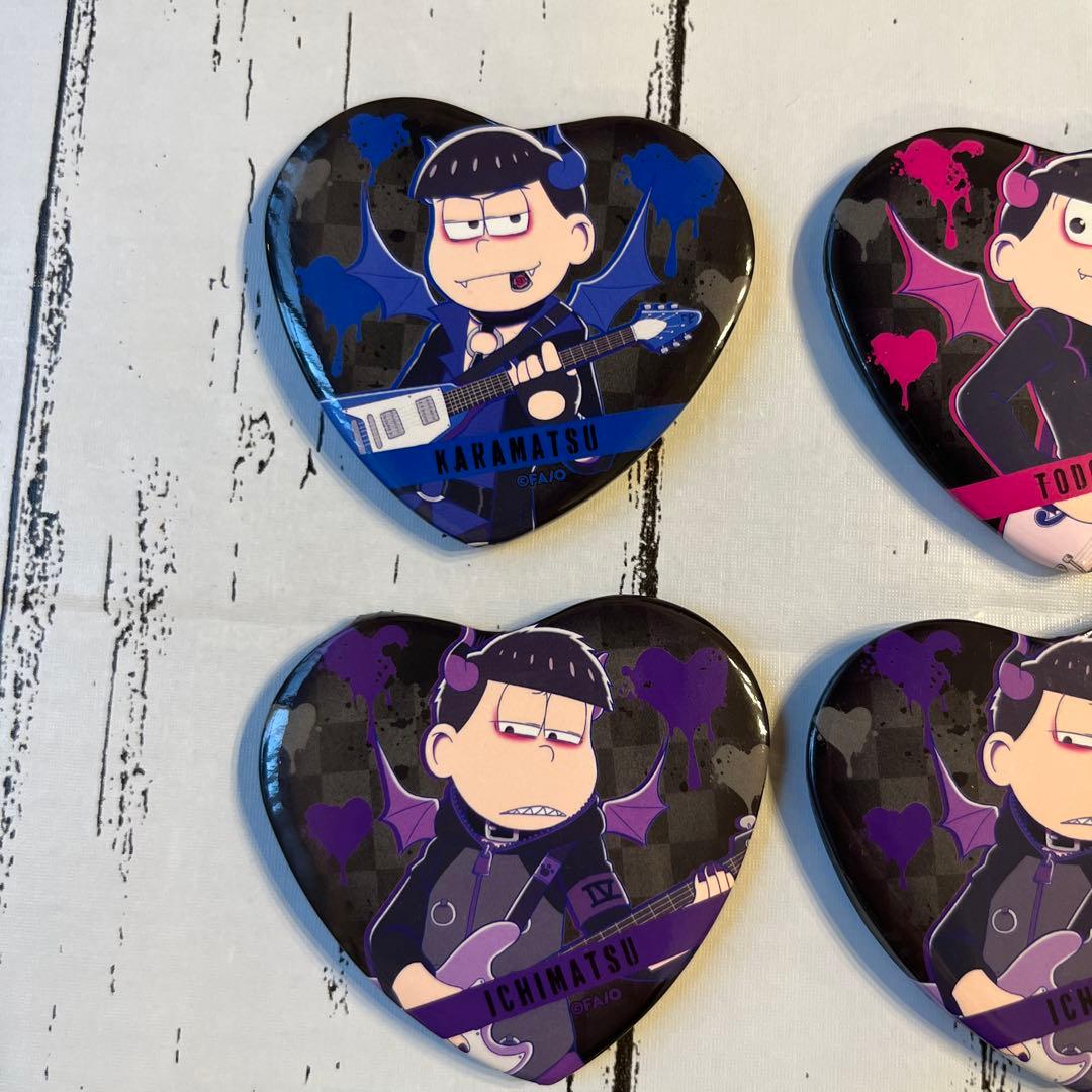 おそ松さん ハート缶バッジ　悪魔バンド　HMV トド松　一松　カラ松　チョロ松