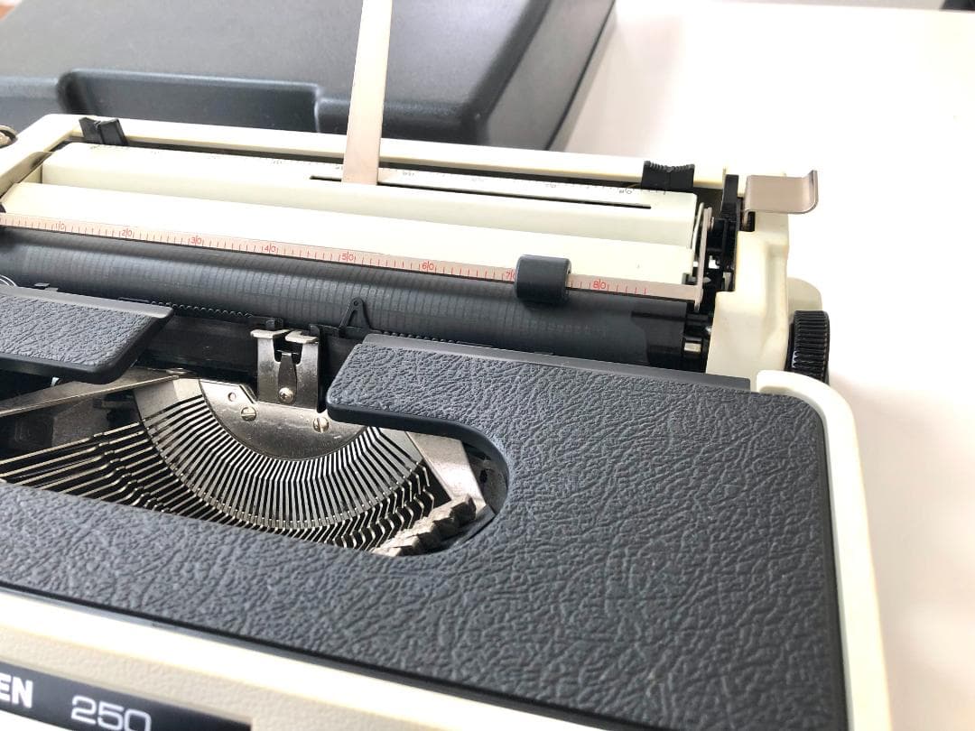 【完動品・印字可能】マルゼン 250 タイプライター おまけ付（説明書コピー）