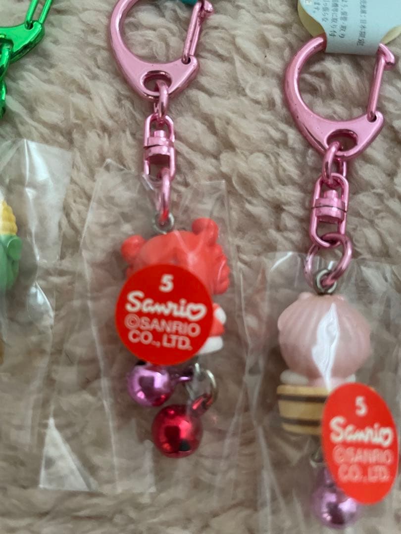 ハローキティ　ご当地キティ北海道限定キーホルダー　6個セット