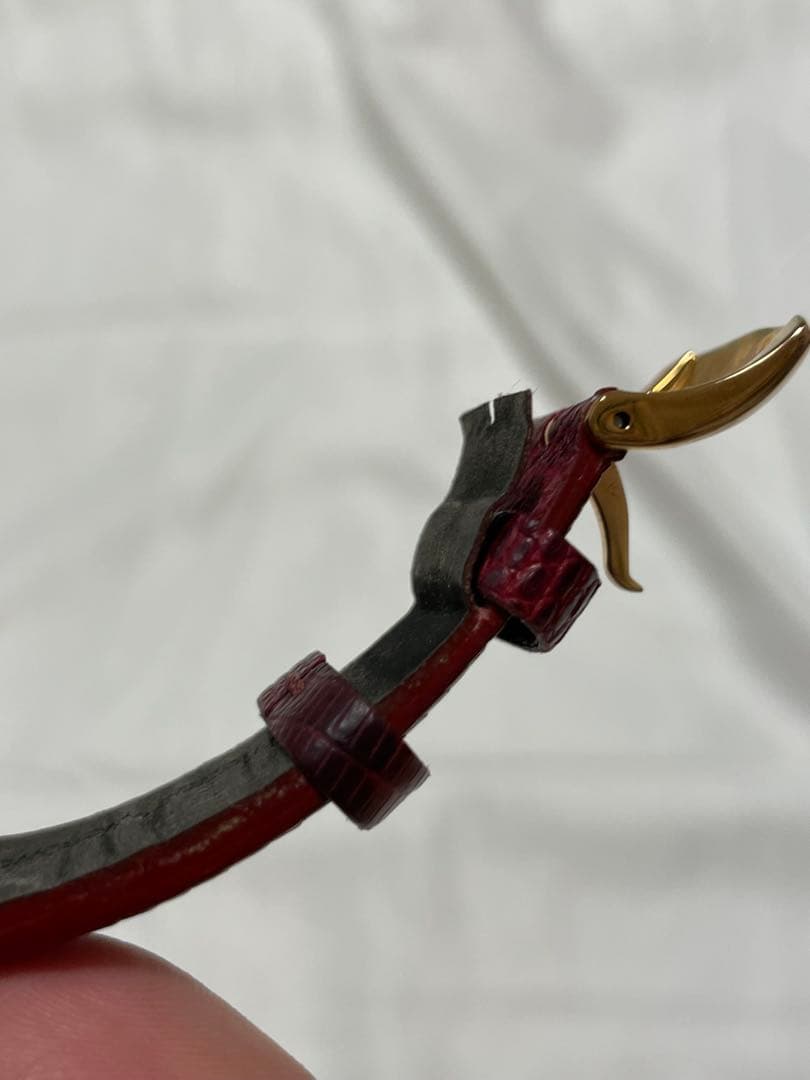 vivienne ヴィヴィアン 腕時計 サークルオーブ　電池切れ　赤