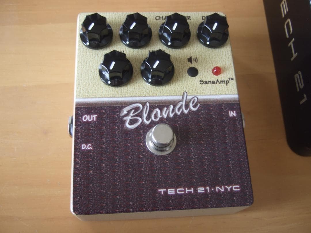 新品同様 TECH21 SansAmp Blonde V2 Fender