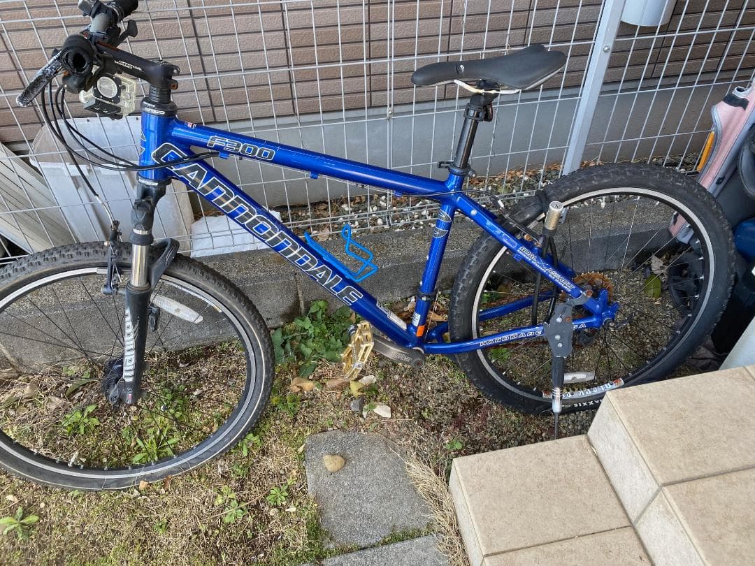 送料負担　MTB CANNONDALE F300キャノンデール　（中古・傷アリ）