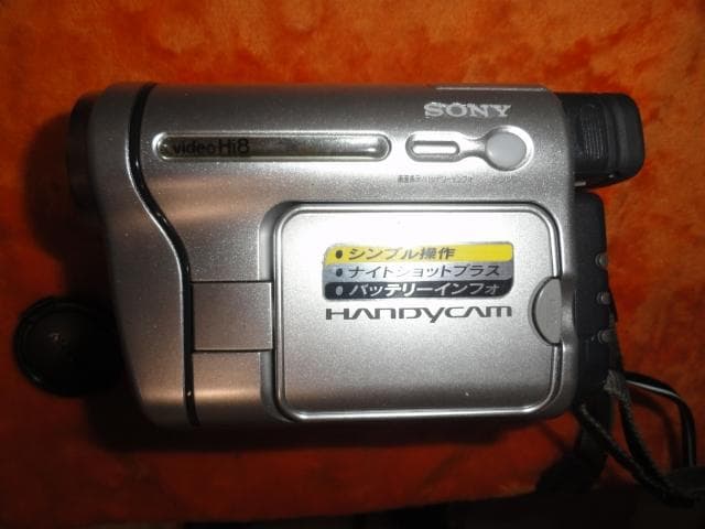 ［動作良好］◆SONY Hi８　TRV１２６ ダビングOK