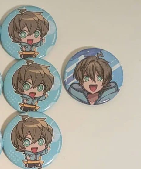 モノパス pus 缶バッチ akira