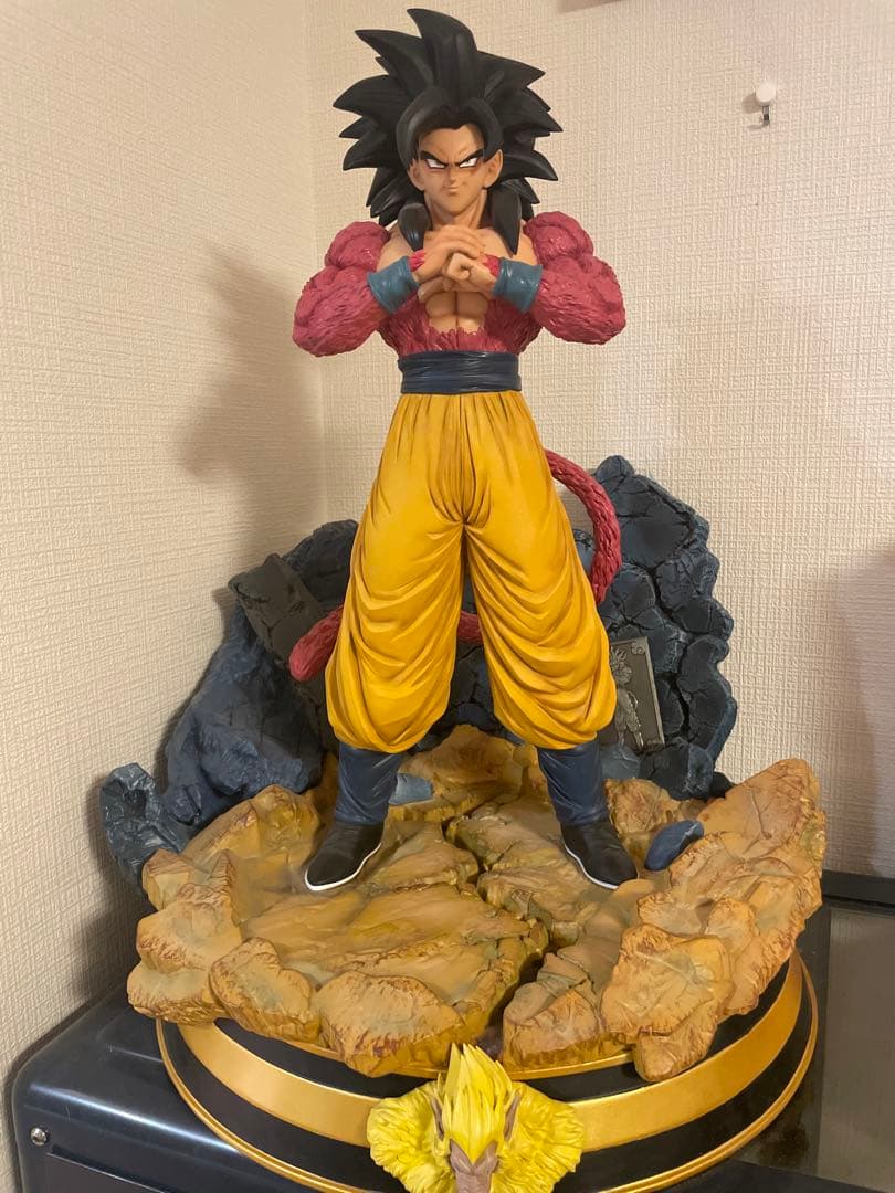 ドラゴンボール ガレージキット スーパーサイヤ人4孫悟空