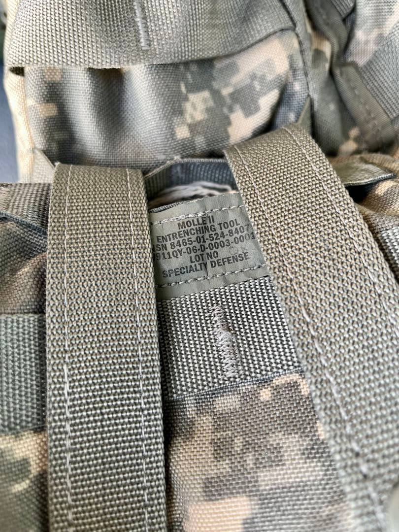 米軍放出品MOLLE2アサルトパック リュック バックパック ショベルポーチ付き