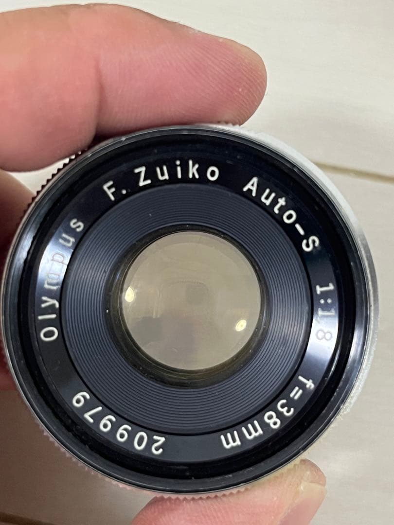 Olympus Pen-F フィルムカメラ &レンズ付き！