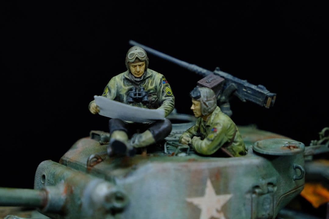 タミヤ M4A3シャーマンイージーエイト戦車（1/35）ジオラマ完成品
